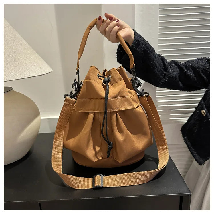 Fashionable Crossbody Bags for Women Shoulder Bag Large Capacity Oxford Women Bucket Bag Purse and Handbags