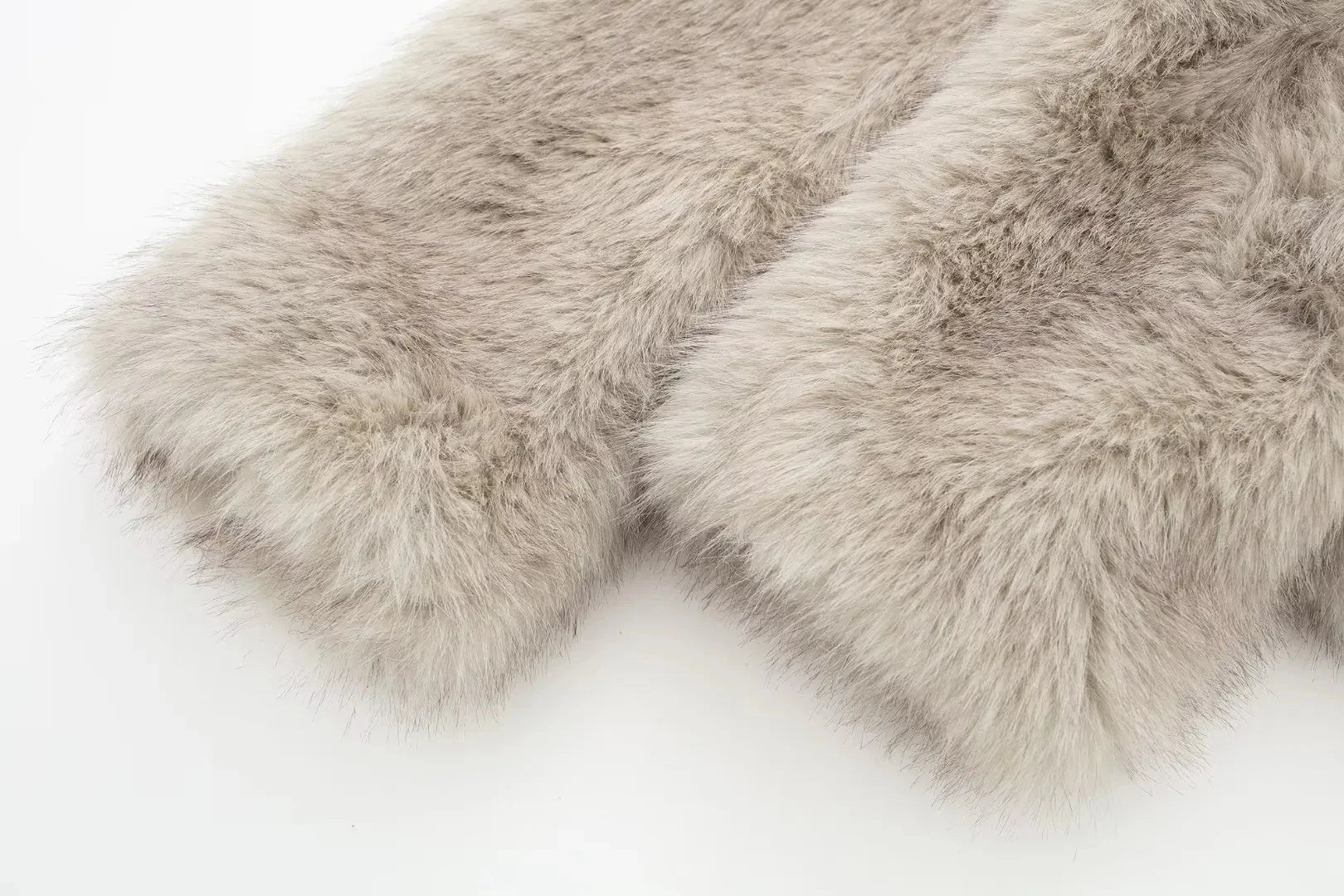 Chic Faux Fur Cropped Jacket