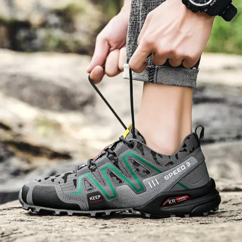 Men’s Lightweight Outdoor Mesh Sports Shoes