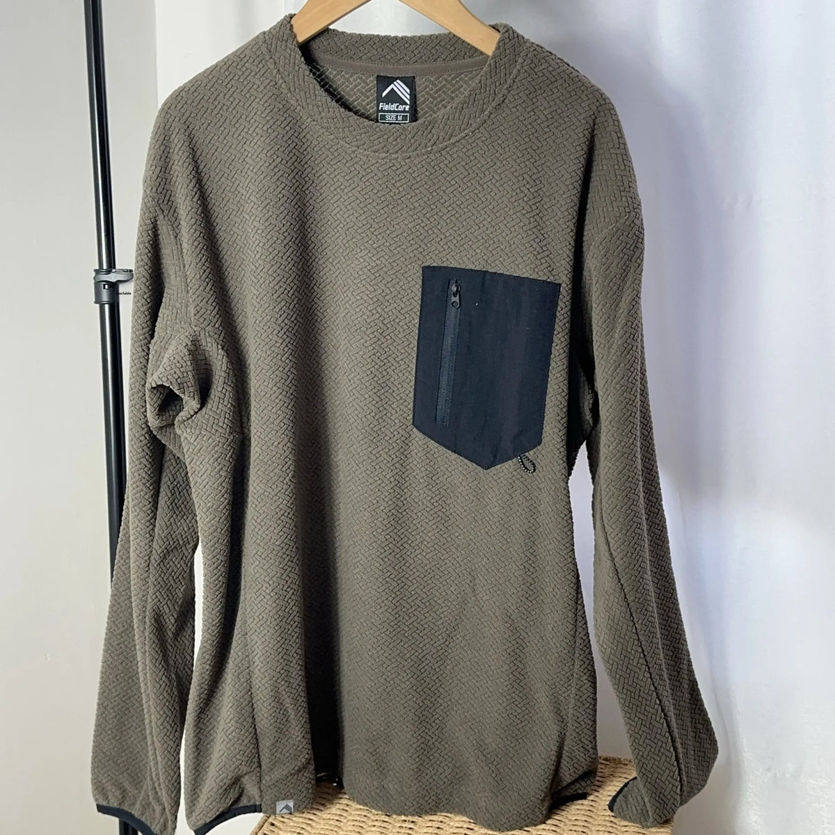 Original Men's Sporty Casual Hoodie Polyester Fiber Youth Trend Autumn Warm round Neck Chest Pocket No Button Men's Sweatshirt