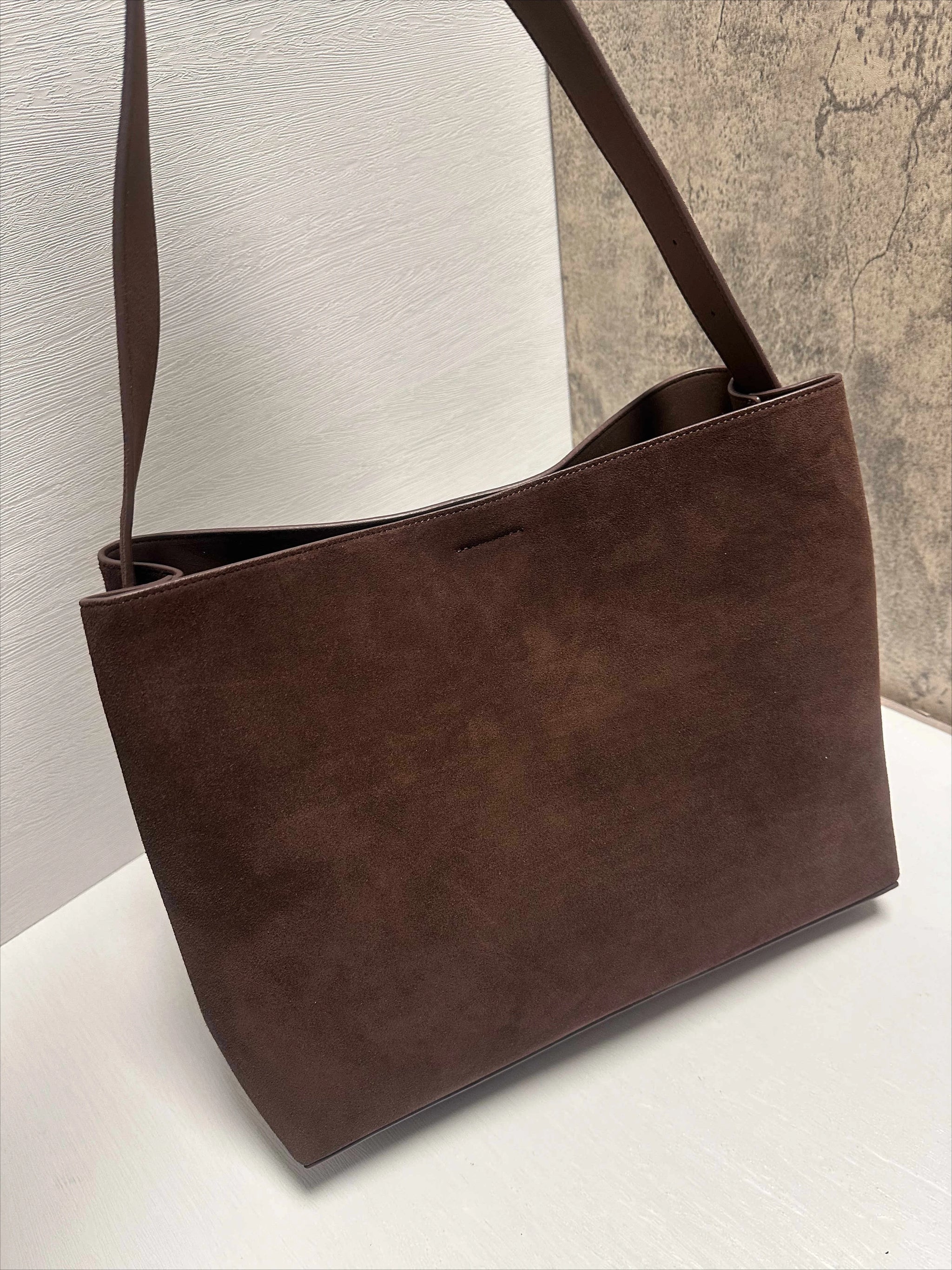 Motingsome Oversize Women Bag Luxury Suede Leather Winter Bags Frosted Cow Skin Handbag and Purses Retro Lady Tote 2024 New