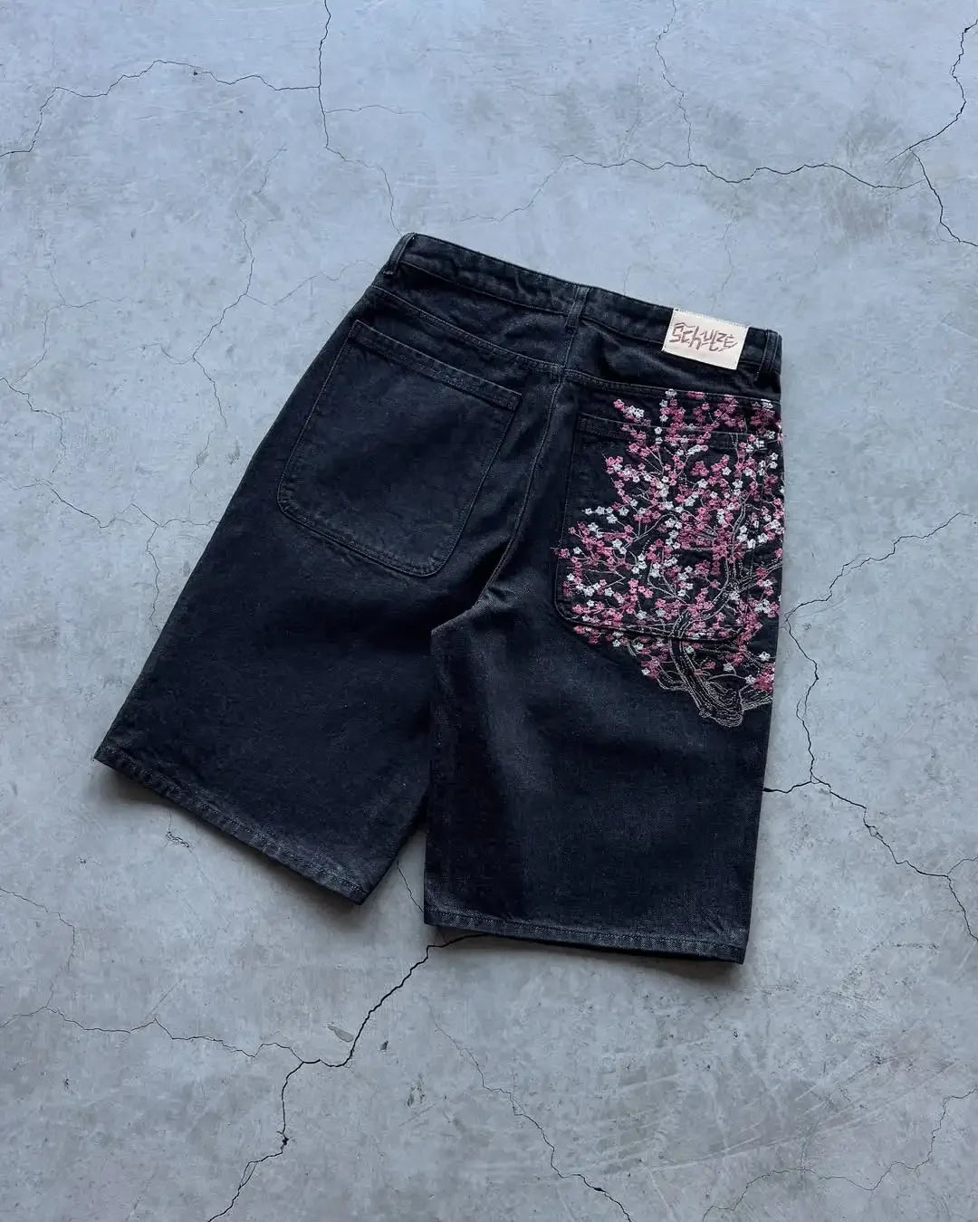 Men's Loose-Fit Embroidered Denim Shorts