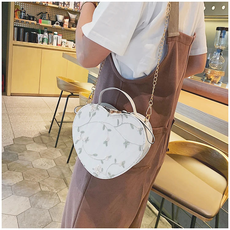 Female Sweet Lace Heart Round Handbags High Quality PU Leather Cross Body Bags for Women Small Fresh Flower Chain Shoulder Bags
