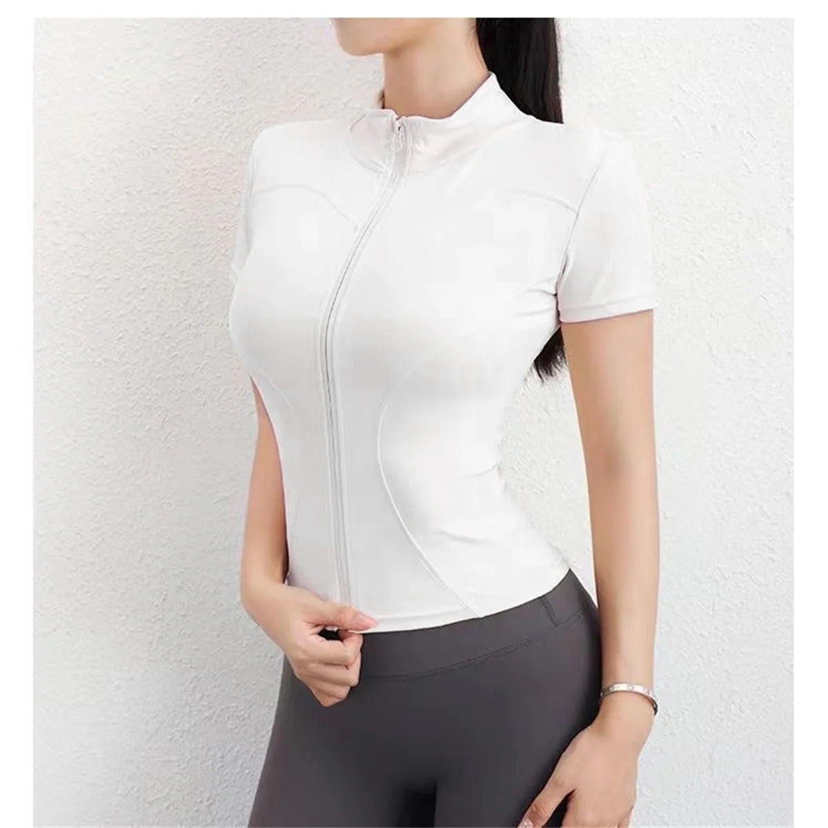 Women’s Slim-Fit Yoga & Running Top