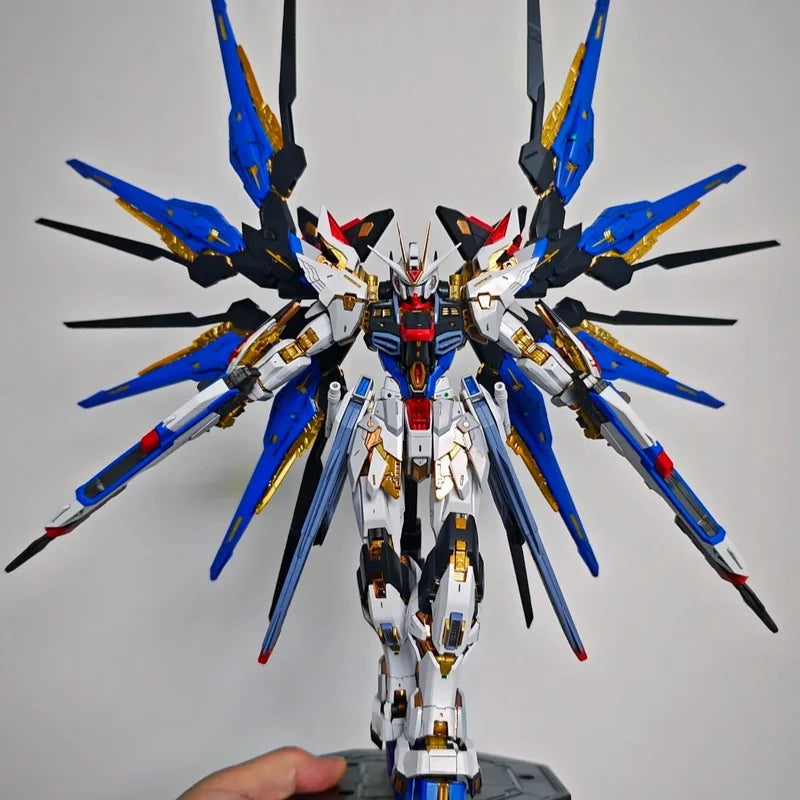 New CHANGLONG Model 7701 Mgex Zgmf-X20a Strike Freedom Plastic Skeleton Kits Anime Action Figure Robot Plastic Model Gifts Toys