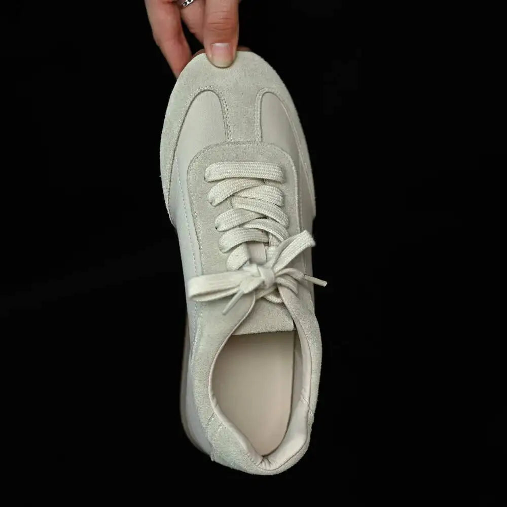Women's Genuine Leather Retro Lace-Up Flat Sneakers