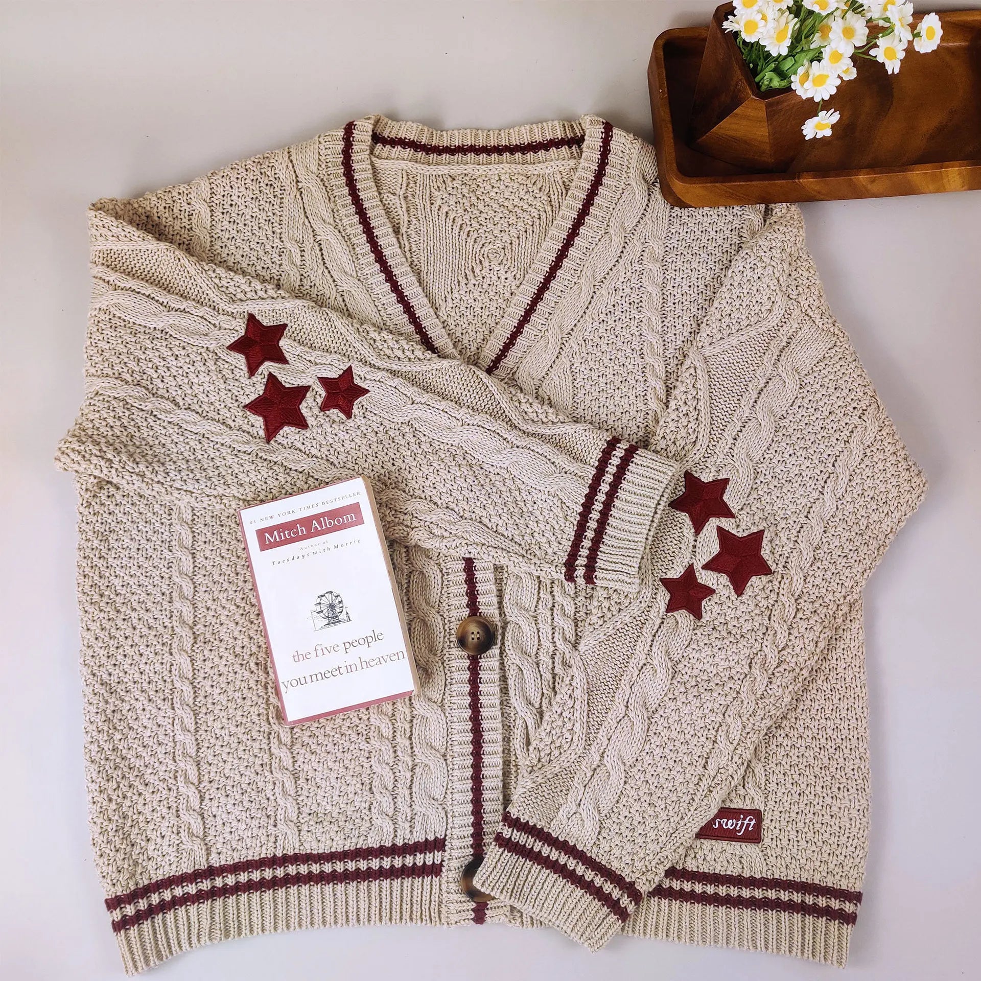 Chic Vintage Star Print Knit Cardigan - V-Neck Aesthetic Preppy Sweater