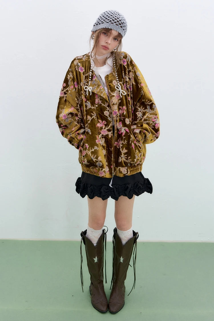 ELFSACK 2025 Gold Velvet Jacket Women's Winter Short Coat, Embroidered Goldfish Chinese Style Vintage Loose Padded Jacket