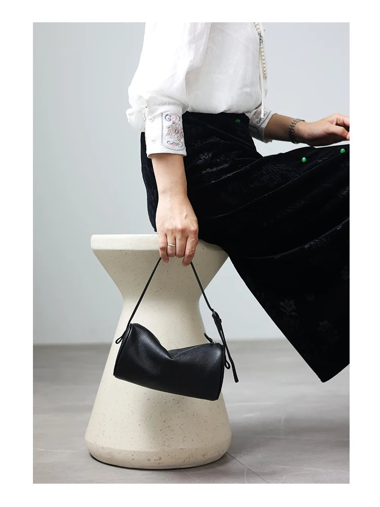 Full Grain Leather Soft Balck Small Size Crossbody Bags For Women Luxury Adjustable Shoulder Strap Underarm Bag Portable Handbag