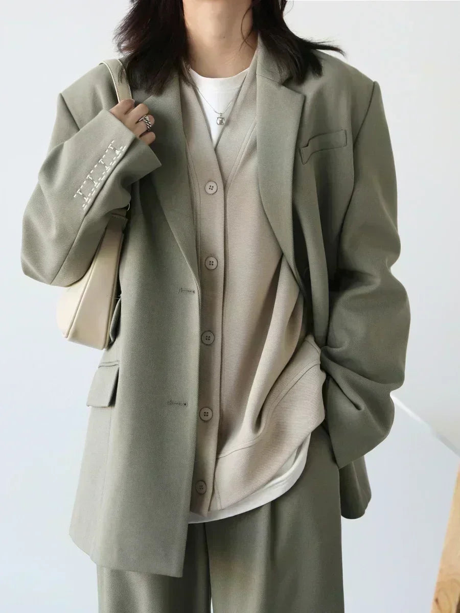 Women's Relaxed V-Neck Cotton-Blend Cardigan