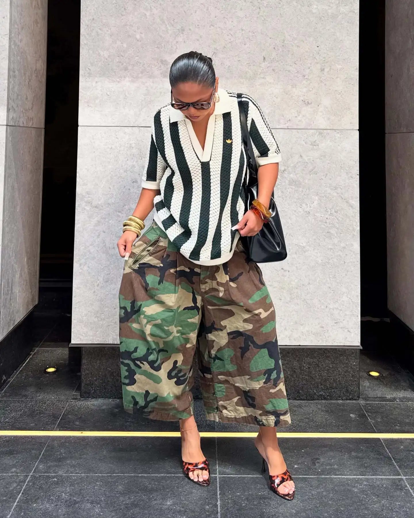Women's Camo Wide-Leg Streetwear Trousers - High-Waist Vintage Cargo Capris