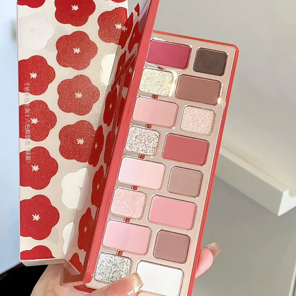 Qianyan 16-Color Eyeshadow Palette – Glitter, Matte & Shimmer