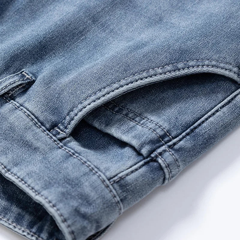 Men's Fleece-Lined Straight-Leg Stretch Jeans
