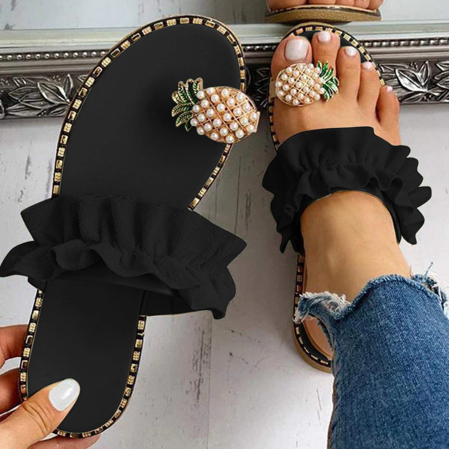 Women's Bohemian Flat Sandals — Pearl & Pineapple Detail Beach Slides