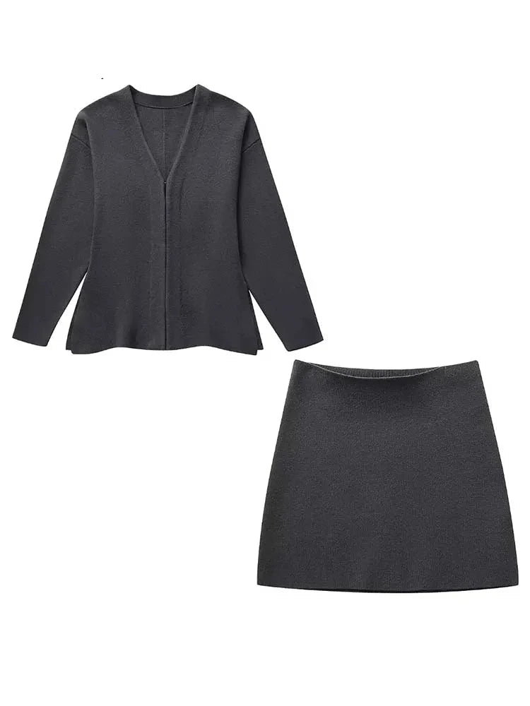 Elegant 2-Piece Knit Skirt Set