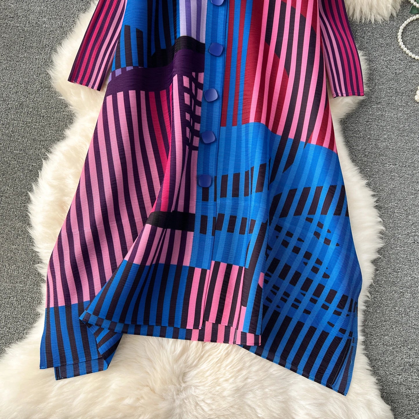 Miyake Pleated Drape Dress – Colorblock Print, 3/4 Sleeve