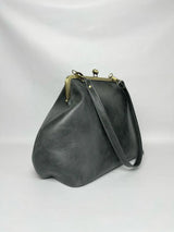 LOST IN VINTAGE Artificial Leather Soild Bag Large Balls Kiss-lock Large Big Clutch Handbag Proudly Carried In Hand 35x30x20cm