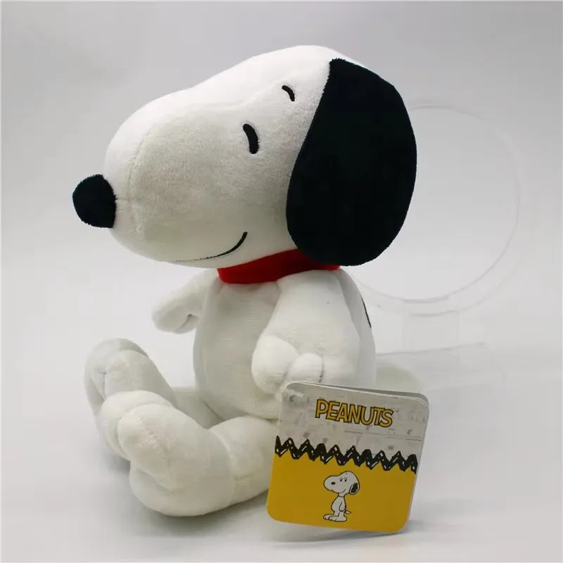 1piece 28CM high quality Cartoon Peanuts Snoopy Charlie Sally Woods Plush soft toys Snoopy dog animal dolls best Christmas gift