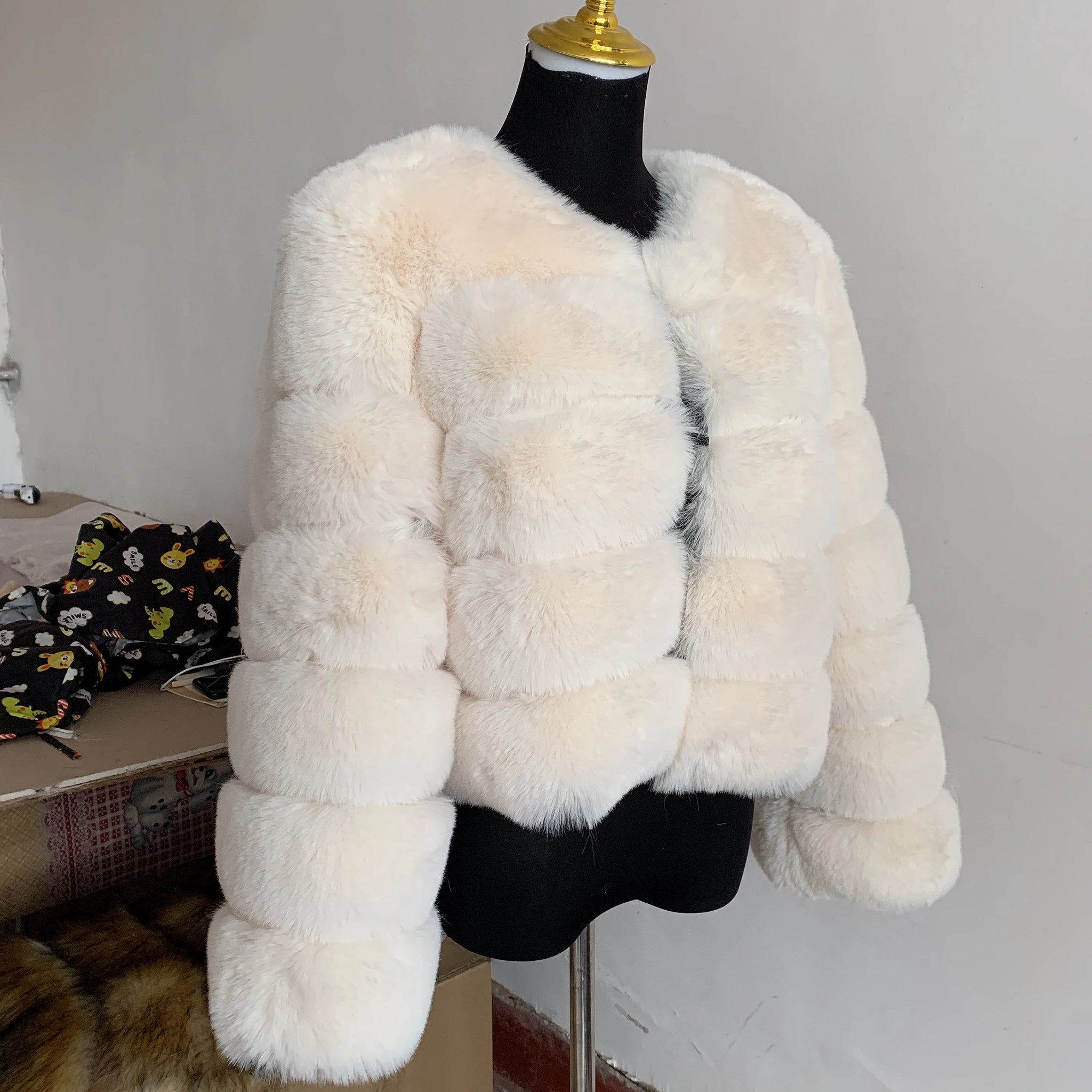 Elegant Winter Faux Fox Fur Crop Jacket