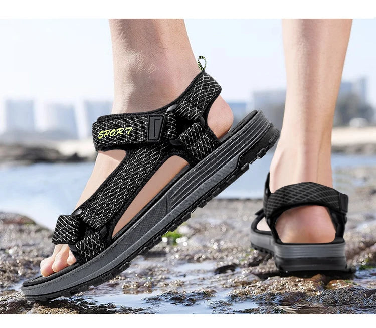 Summer Men Sandals Fashion Leisure Beach Holiday Sandals for Mens Lightweight Shoes New Outdoor Comfortable Casual Sandals