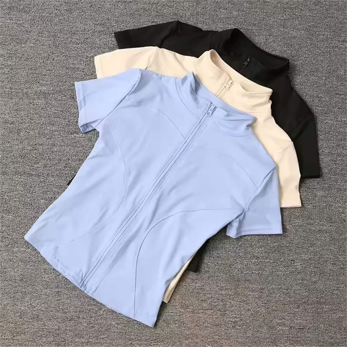 Women’s Slim-Fit Yoga & Running Top