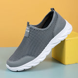 New Running Shoes for Men Breathable Sports Shoes Light Weight Fashion Summer Mesh Breathable Sneakers for Men Plus Size 38-47