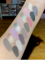 Qianyan 16-Color Eyeshadow Palette – Glitter, Matte & Shimmer