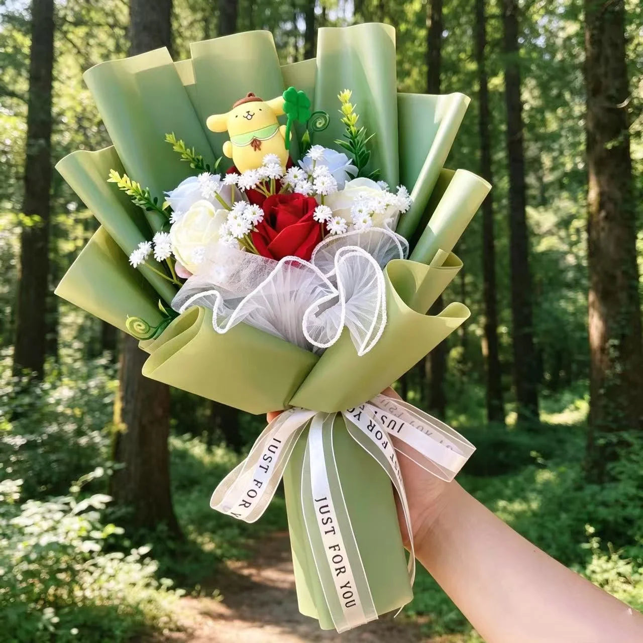 Genuine Sanrio Characters Plush Toys With Artificial Flowers Creative Handmade Bouquets Christmas Birthday New Year Gift