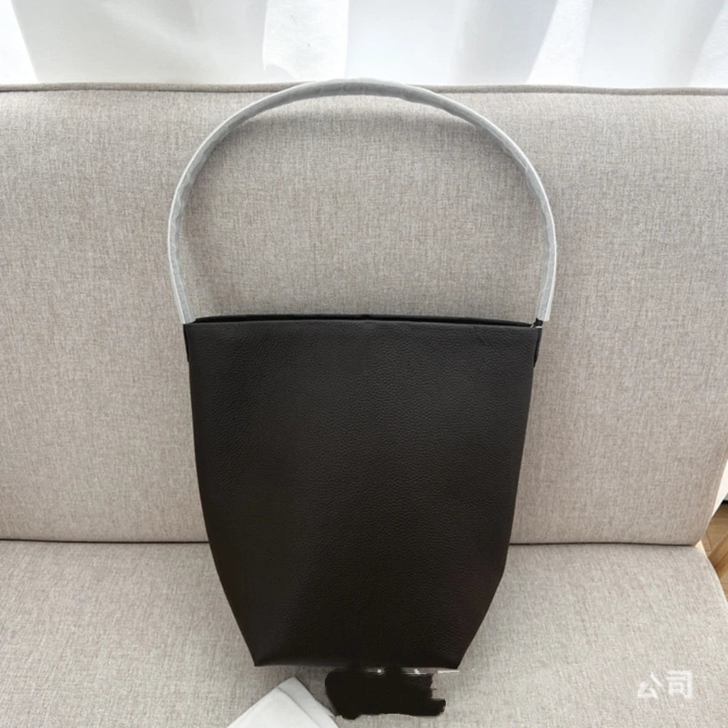 25 year new cowhide lychee pattern single shoulder commuting versatile large capacity bucket bag