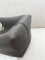 25 year new cowhide lychee pattern single shoulder commuting versatile large capacity bucket bag