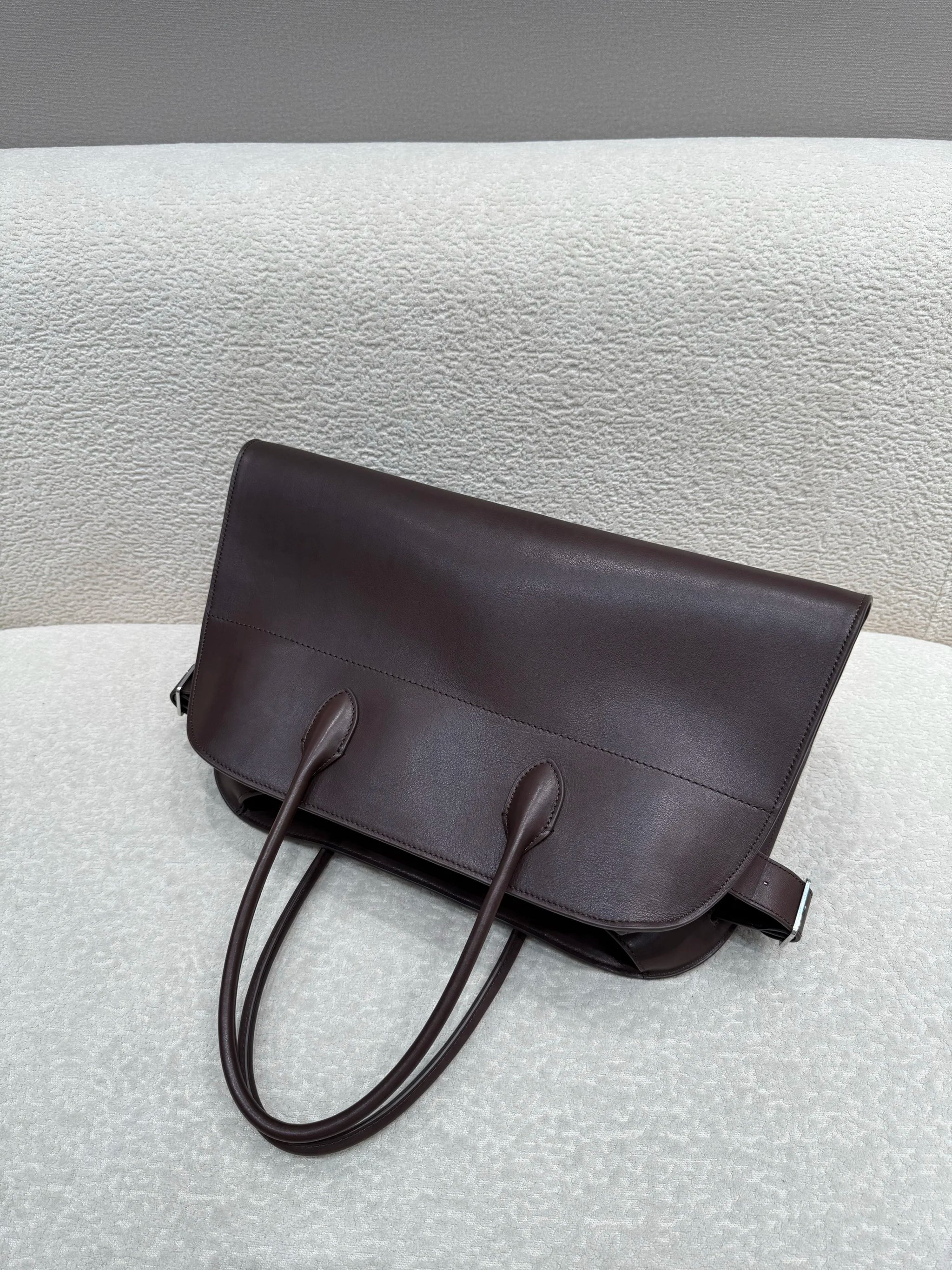 UXST Genuine Saddle Leather Tote Bag – All-Steel Hardware