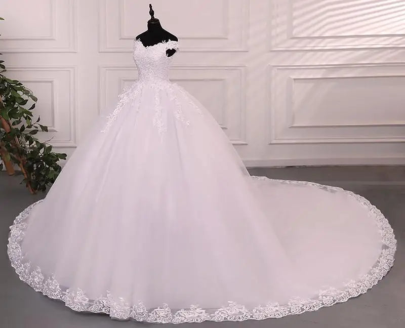 Pure White Wedding Dresses Elegant Boat Neck Ball Gown Simple Vestido De Noiva Plus Size Robe De Mariee