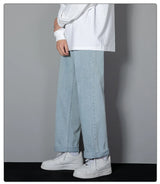 Men’s Relaxed Straight-Leg Denim Jeans
