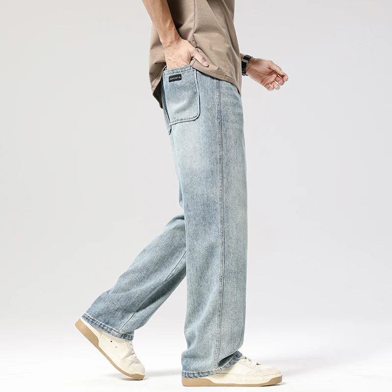 Men's Light Blue Straight-Leg Jeans