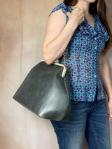 LOST IN VINTAGE Artificial Leather Soild Bag Large Balls Kiss-lock Large Big Clutch Handbag Proudly Carried In Hand 35x30x20cm