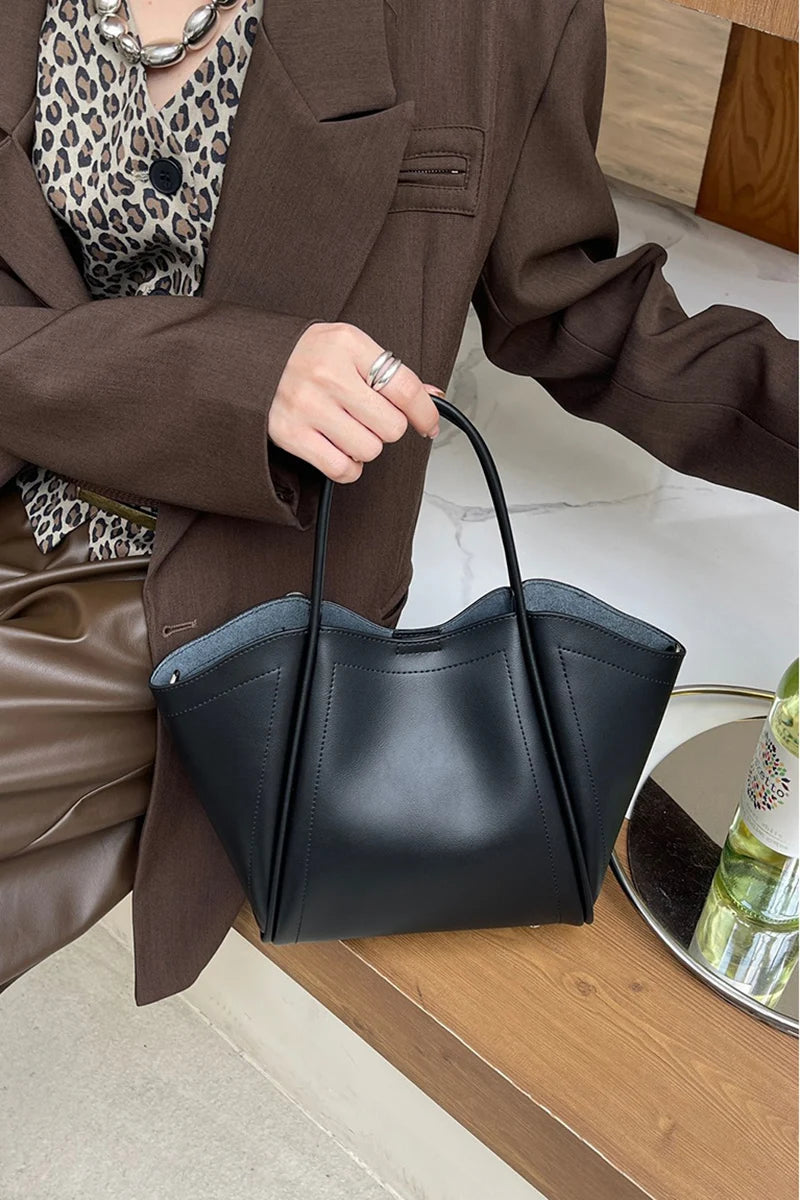 2025 Women's Large Capacity Handbag Wing Design Handheld Tote Daily Use And Commuting Single Shoulder Crossbody Bag for Ladies