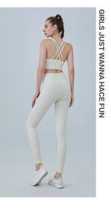 Performance Women’s 2-Piece Yoga Set