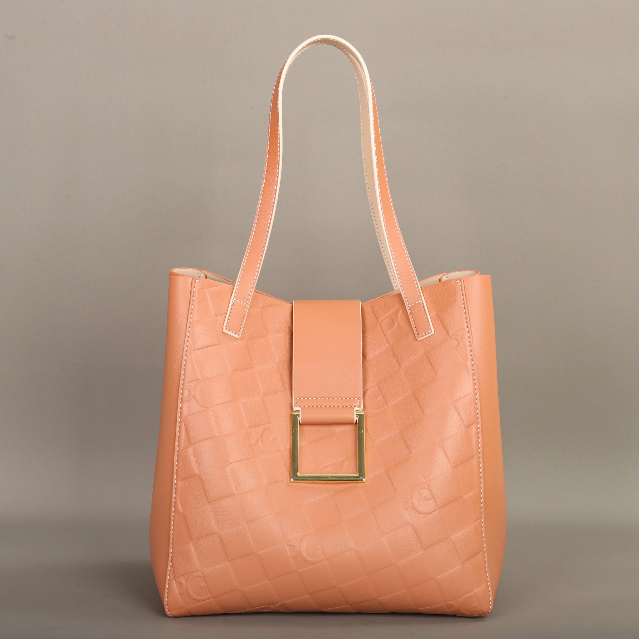 Elegant Leather Bucket Bag