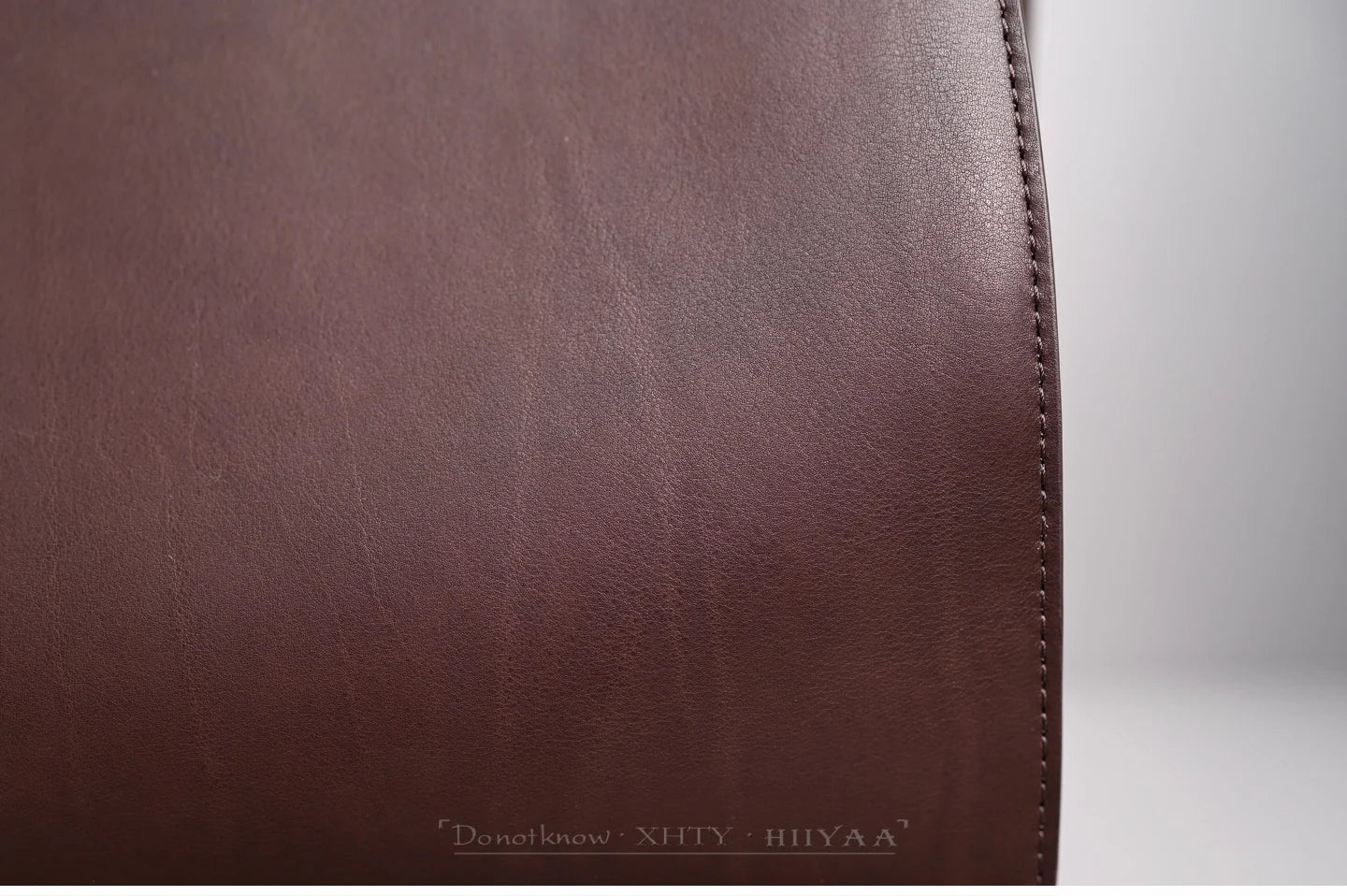 36cm Top-Grain Cowhide Tote — Effortless Everyday Elegance