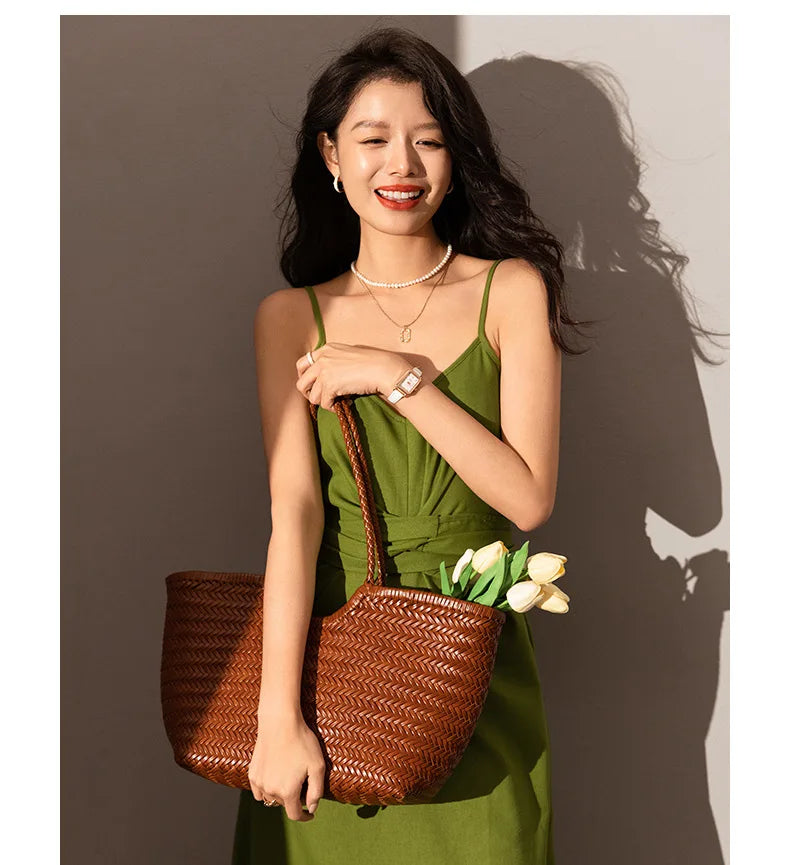 Leather woven bag, large-capacity women's tote bag, holiday leisure top layer cowhide shoulder bag, vegetable basket bag.