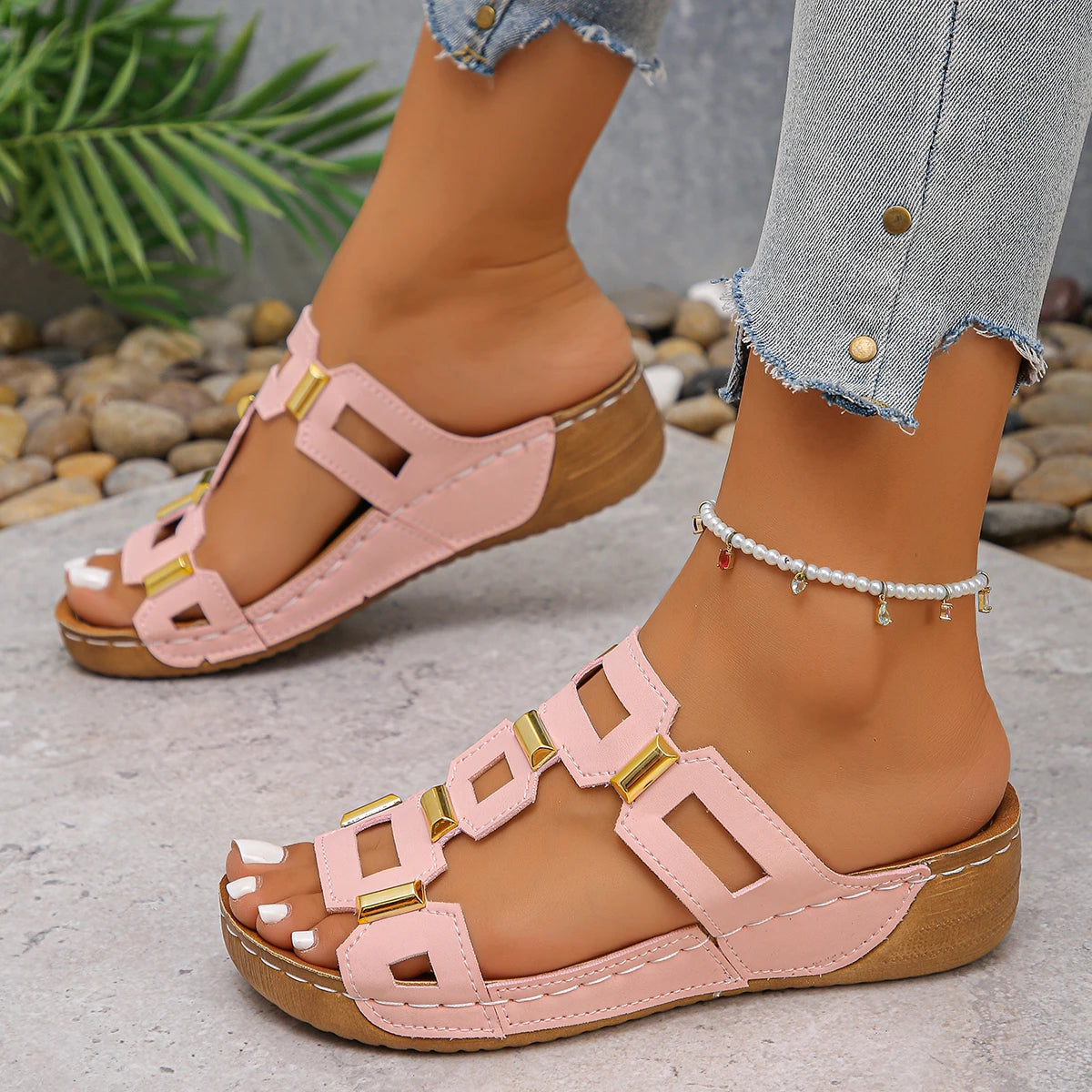 Women's Wide-Fit Roman Sandals — Open Toe Wedge Beach Shoes