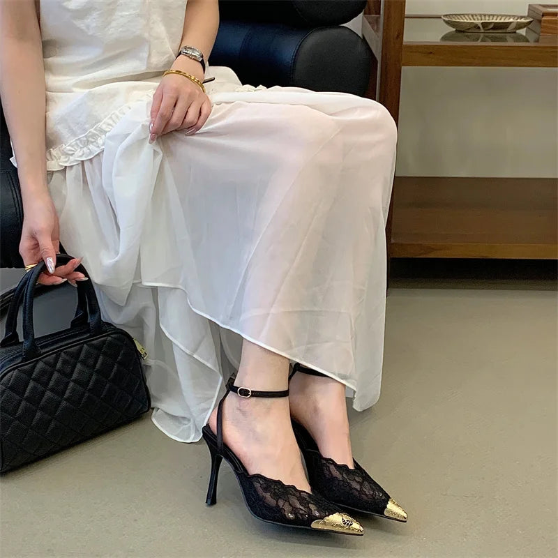 Aneikeh Pointed Toe Slingback Pumps – Floral Lace Heels
