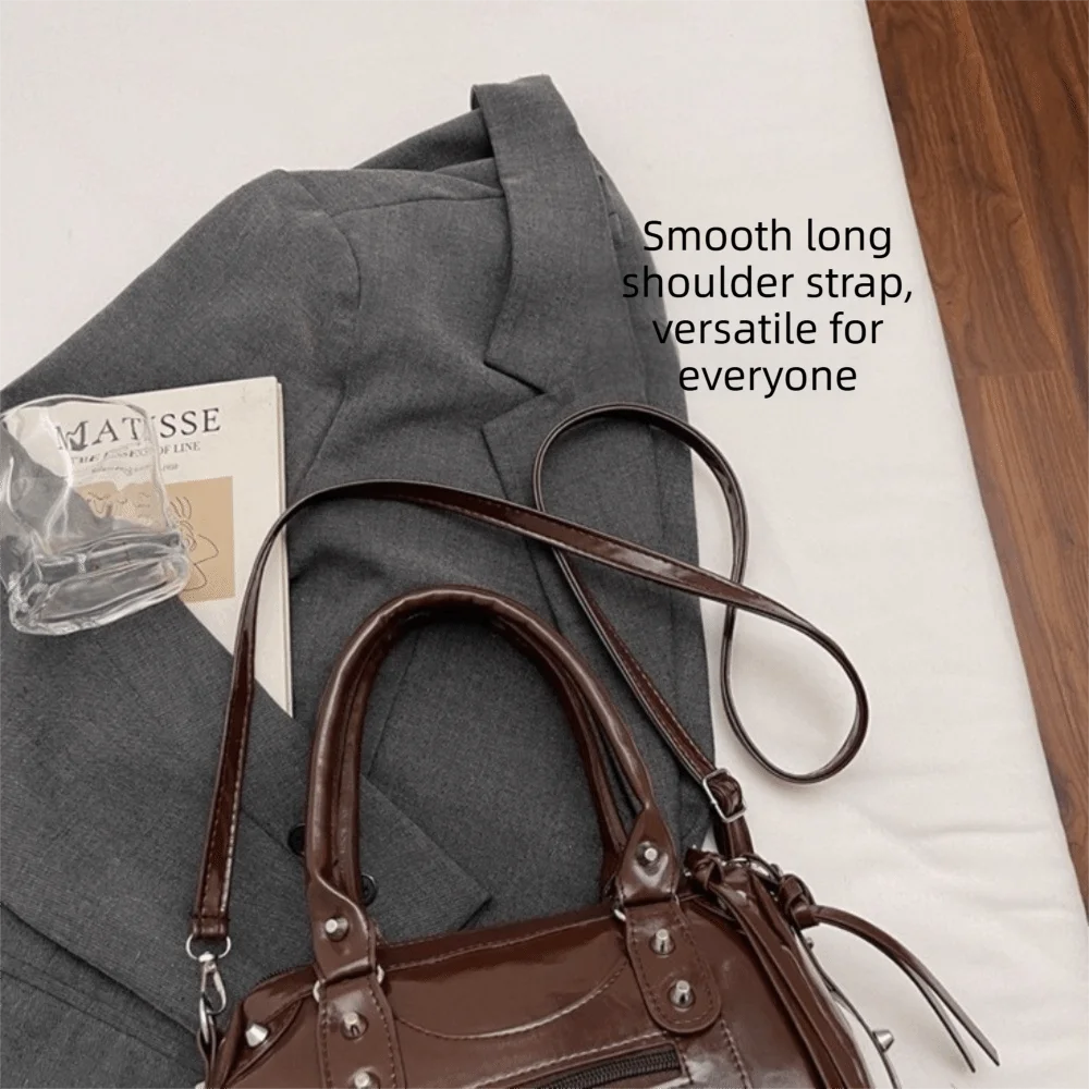 Vintage Rivets Pillow Bag Large Capacity Zipper Single Shoulder Bag Top Handle Patent Leather Crossbody Women's Bag Women