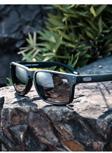 CAPONI Men's Polarized Photochromic Square Sunglasses