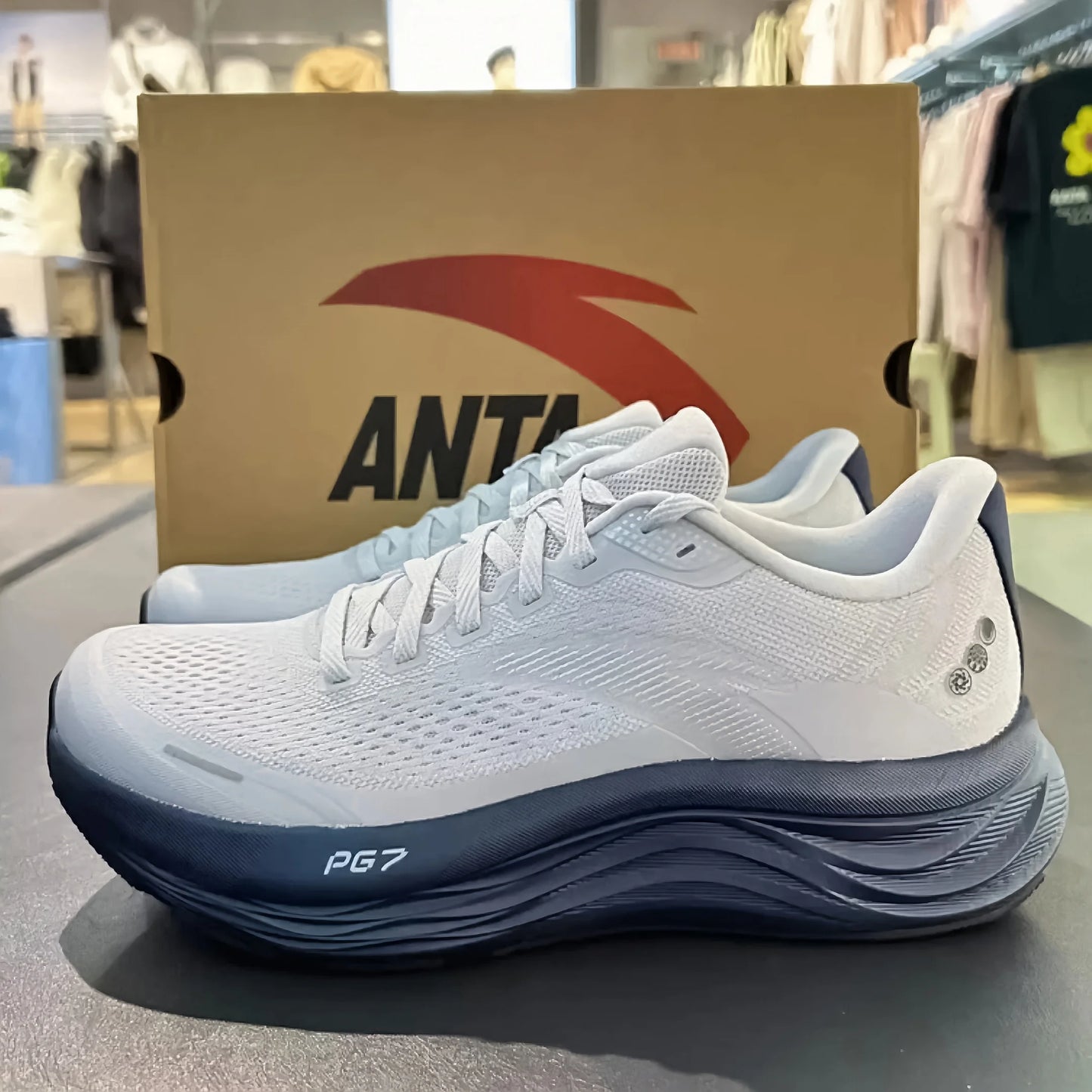 Travel Step 2 Men's Running Shoes Lightweight Sporty Bounce Shock Absorption Fall Collection EVA Outsole Breathable Mesh