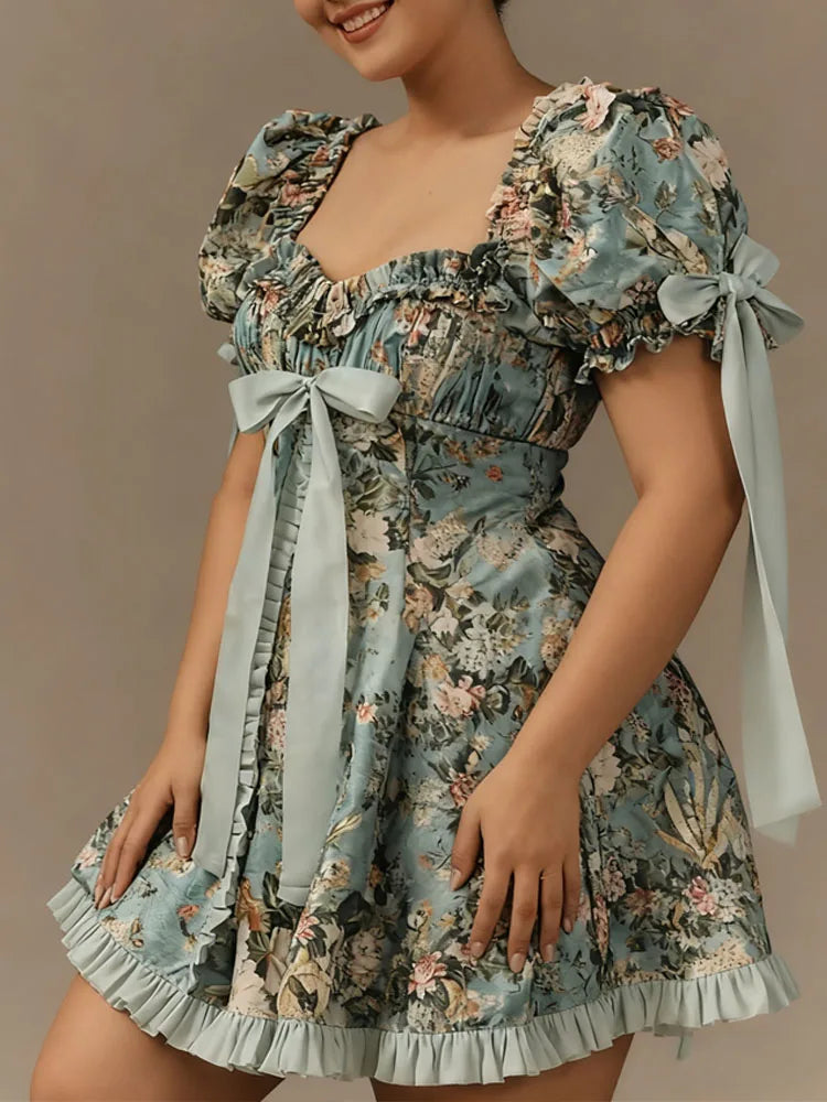 Women's Plus Size Floral Print Flare Sleeve Mini Dress