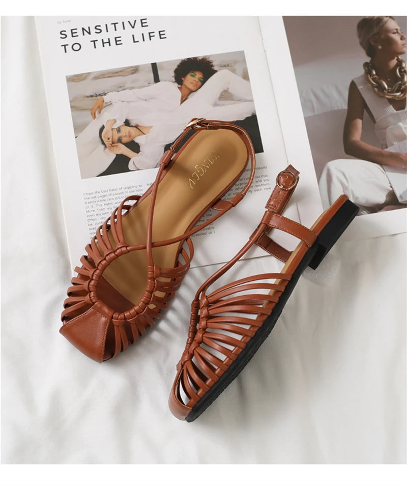 Women's Narrow Band Roman Flat Sandals — Buckle Strap Gladiator Beach Shoes
