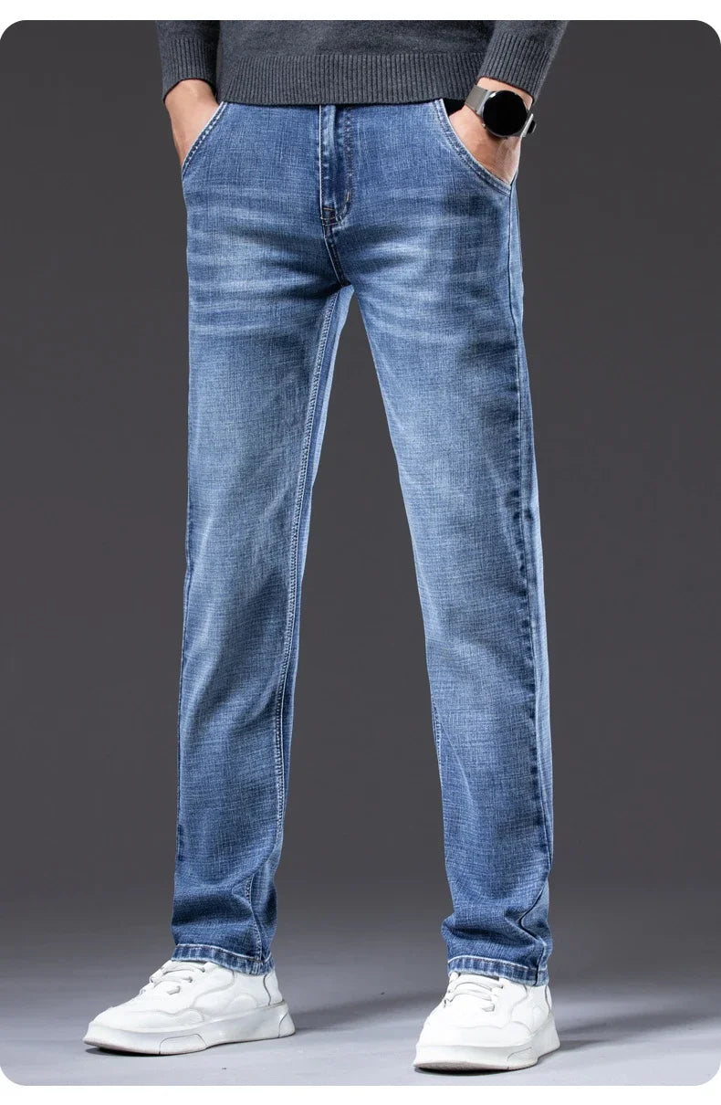 Men’s Classic Straight-Leg Stretch Jeans