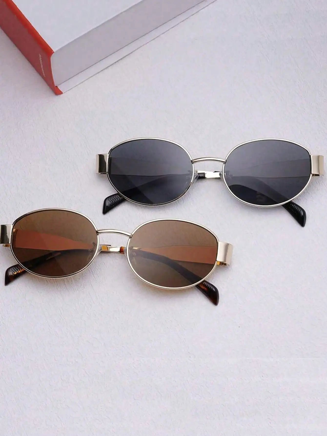 Oval Frame Women's Vintage Sunglasses | UV400 Metal