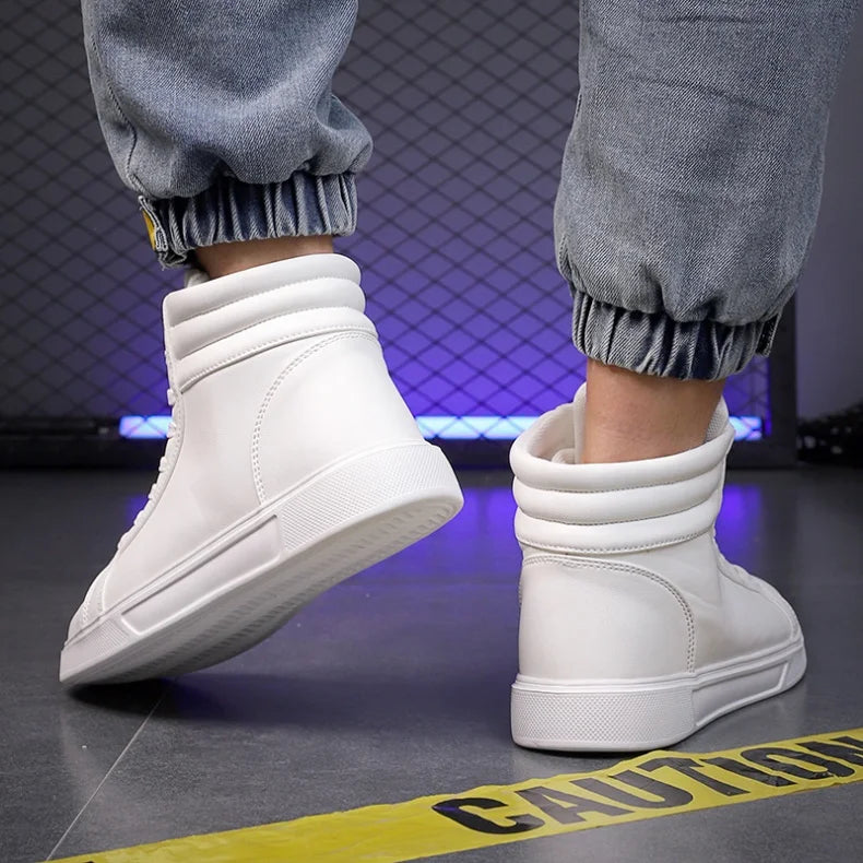 2026 Spring Fashion Red Men's Sneakers High Top Skateboarding Shoes for Men Women Comfortable Unisex Leather Sneakers Size 35-46